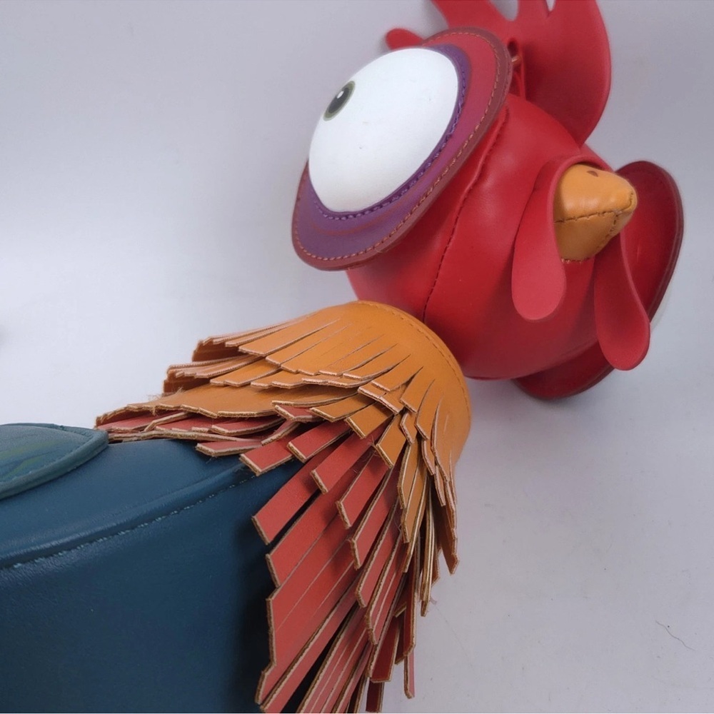 NEW with Tags In Sealed Bag- Disney Moana Hei Hei Figural Crossbody Bag - Picture 4 of 14